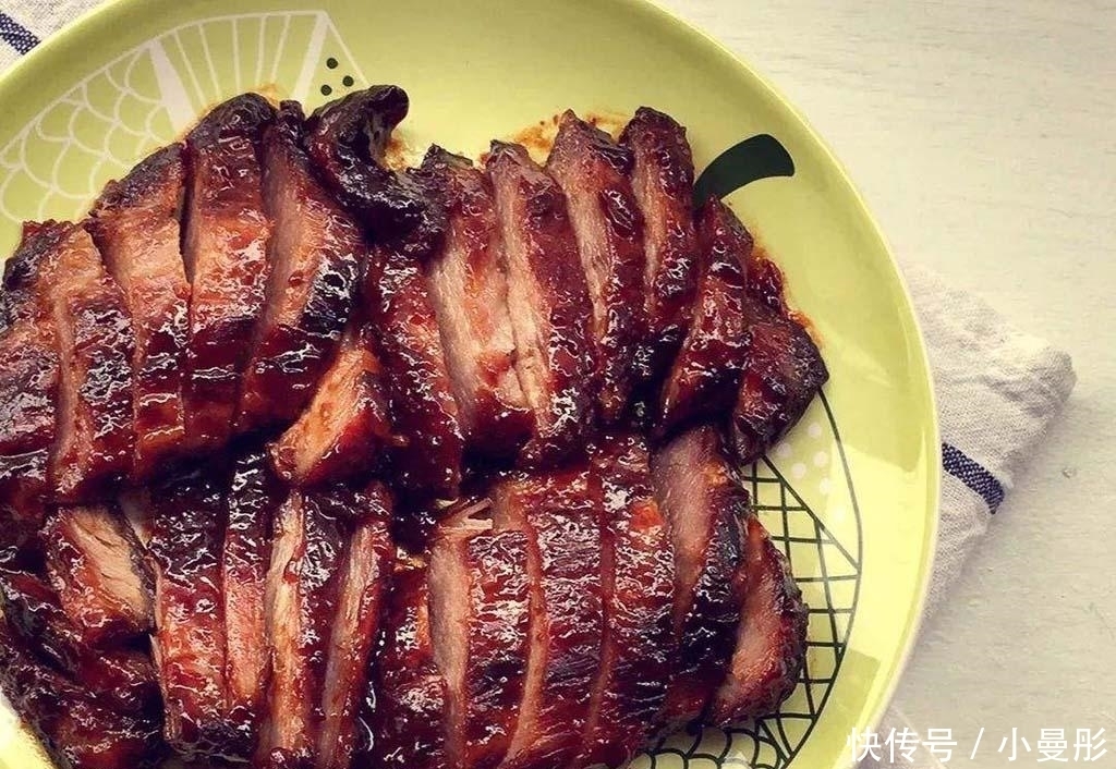 叉烧肉|老婆把整块五花肉放进电饭煲,30分钟后切片端上桌,连肉渣都不剩