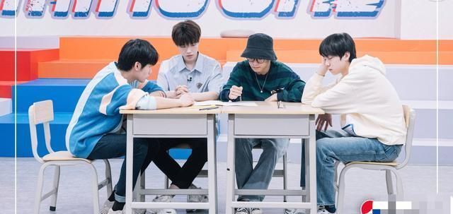 明日|《明日之子》保安又打人?录制现场玻璃破碎,硬糖少女也被牵连