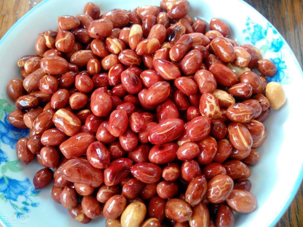 过程中|炸花生米,有人用水泡或是直接炸?全不对!教你正确做法,太香了