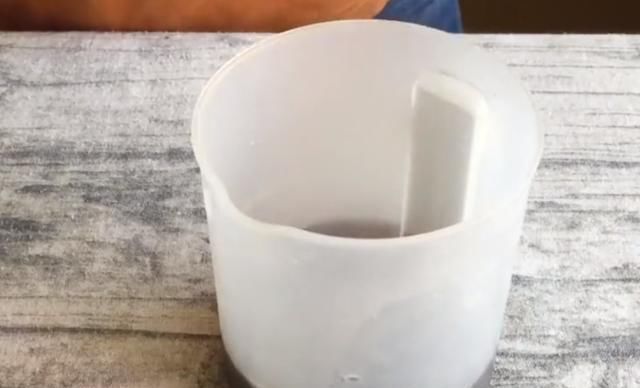 发糕|红糖发糕最懒人做法,简单一搅,又松又软又筋道,比面包还好吃