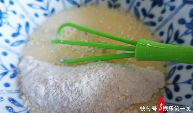 好吃|用红薯山药鸡蛋制作的小甜品,特别有颜值,好吃又好看