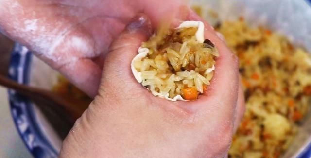 烙饼|糯米和面粉的结合太美味了如果你不做饭,就不需要烙饼很好吃,又软又粘