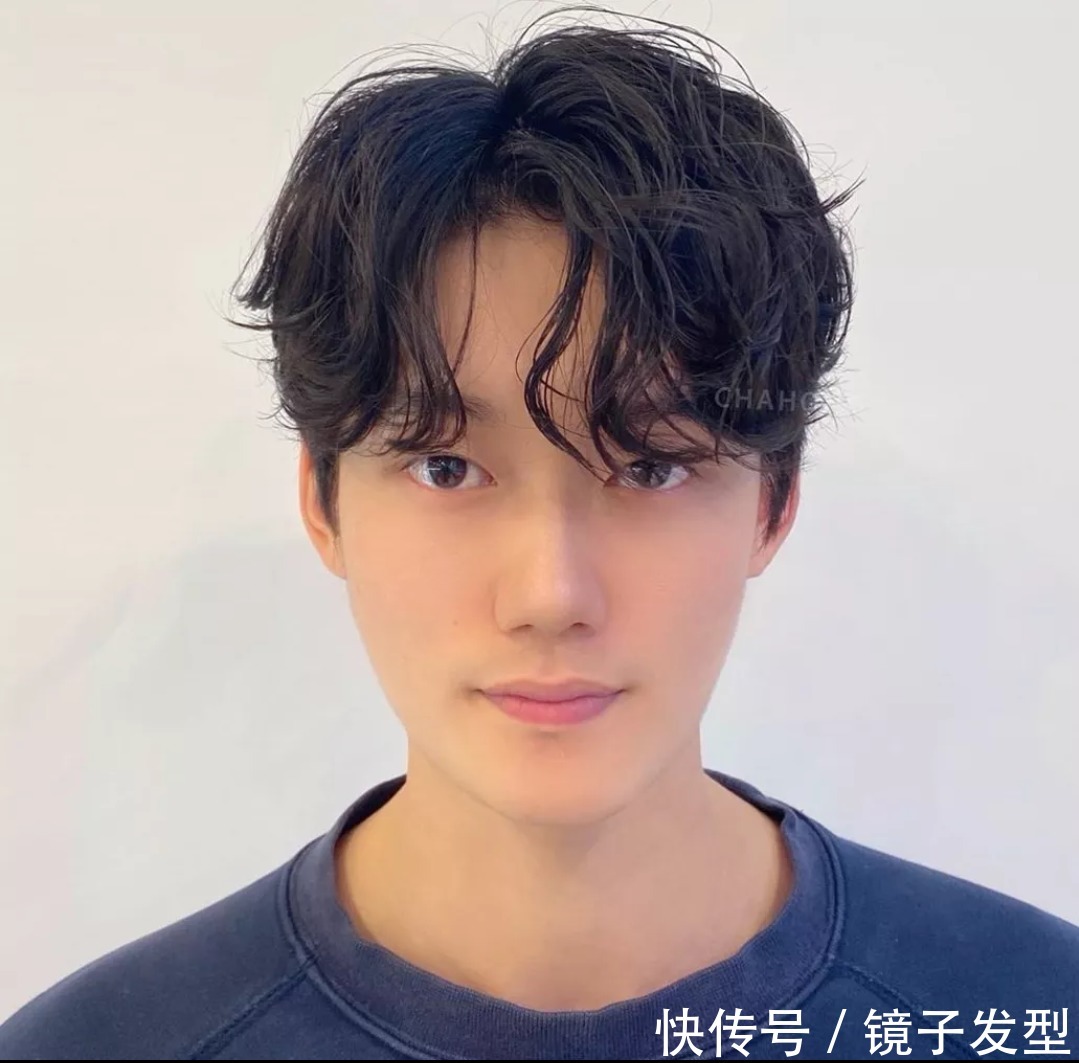 右长度|男士发型千万别乱剪,要剪就剪这几款,清爽有型显精神