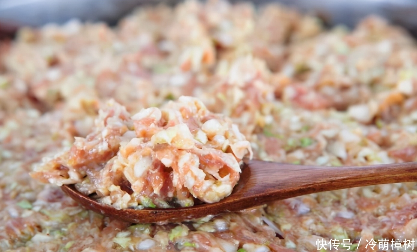 多汁|拌肉馅,2种料不能少,保证鲜嫩多汁又入味,还不腥,太实用了