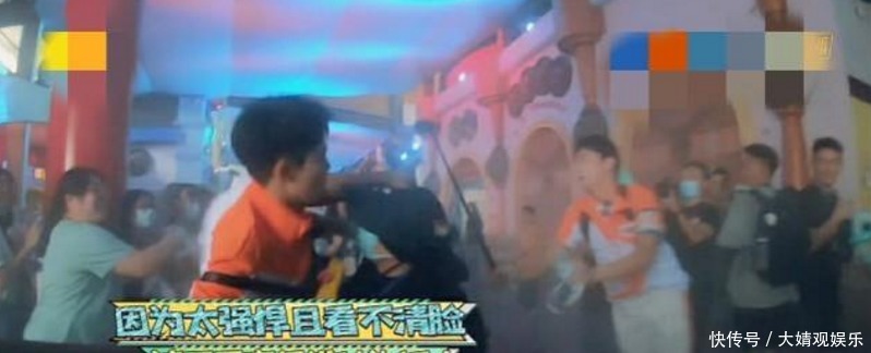 艺人|吴奇隆录制节目“偷袭”杨洋,被保安一招按倒,求心理阴影面积