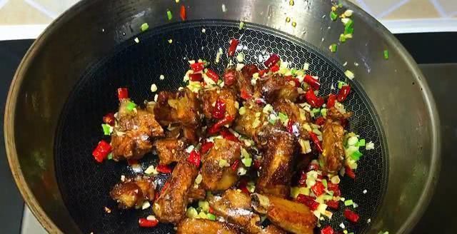 做法|孜然排骨怎么做教你一种家常做法,嚼起來帶勁,吃着停不下来