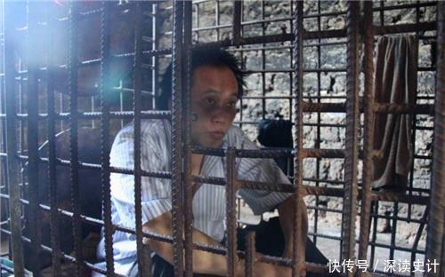  们对精神|女记者装疯潜入精神病院，体验“黑暗”10天，被救出时已失去笑容