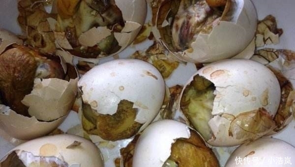 当地人|北方常见的4大名小吃,图1南方人很难适应,当地人都不见得敢吃