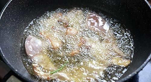 草鱼|鱼肉这做法最简单,我家隔三差五就吃,不腥还特香,一上桌就吃光