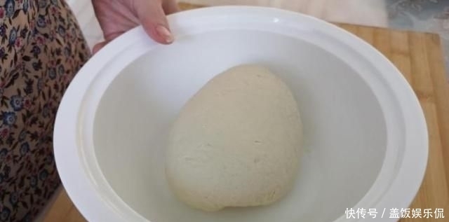  记得|爱吃巧克力记得收藏，教你一种特殊的吃法，软甜可口，止不住