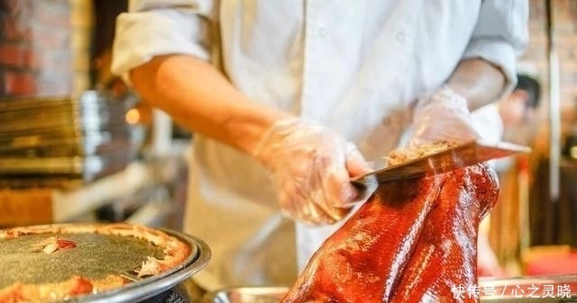之片|烤鸭系列之片皮鸭怎么吃？你懂得吃吗