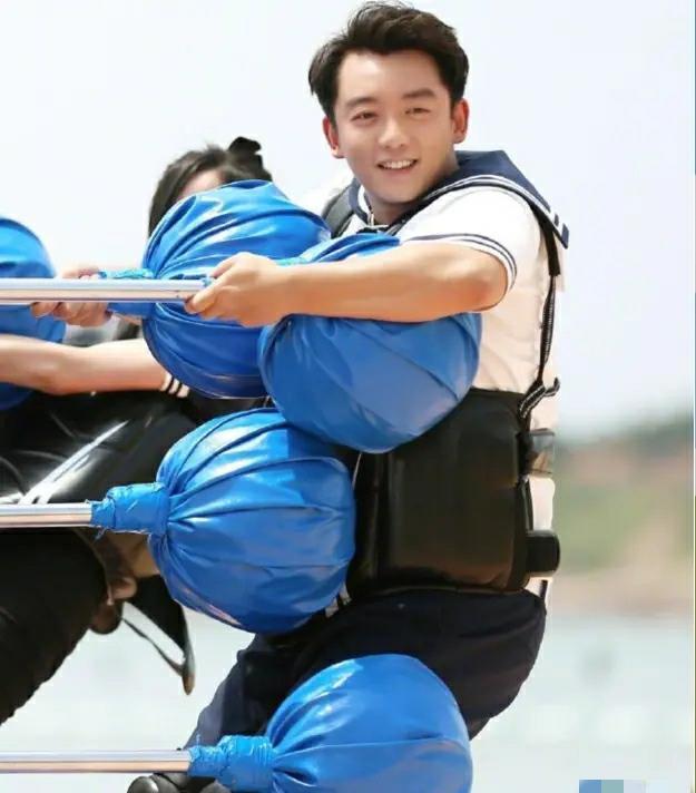  日常|《奔跑吧》第101期收官！兄弟团日常挑战指压板，烧脑模式再度开启