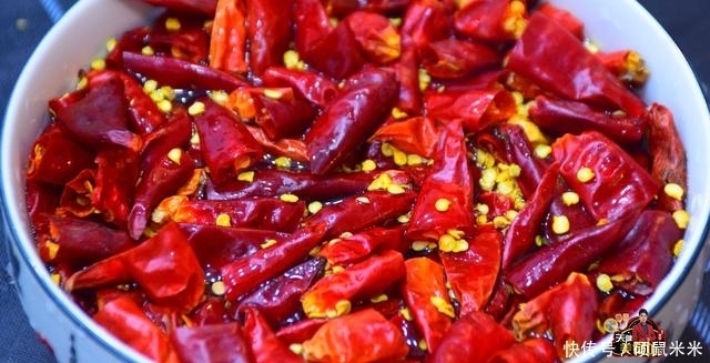 喜欢|鸡中翅最好吃的家庭做法,简单美味又解馋,看看你喜欢吃不?