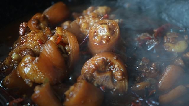 买请|四根四十元,菜场里最不起眼的下酒菜,想买请先预约