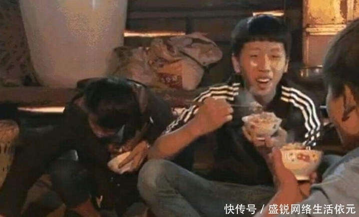 越走越远|12年时间,《变形记》越走越远,农村孩子城市孩子的结局全然不同