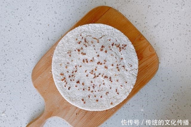 美白|不一样的养生美食——茯苓糕,口感松软Q弹好吃,健脾祛湿美白