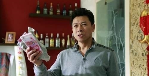 胡亚捷|胡亚捷与妻子3次离婚大战,为何不但没得逞反而还“割地赔款”?