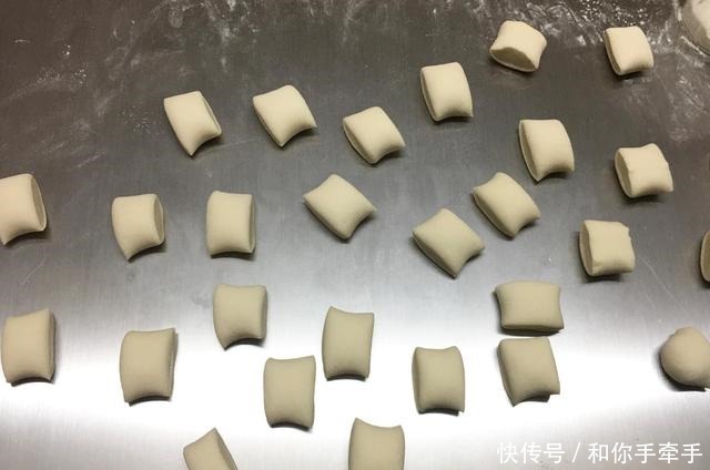 面团|想吃馒头学我这样做,又香又软,一次发酵更省时