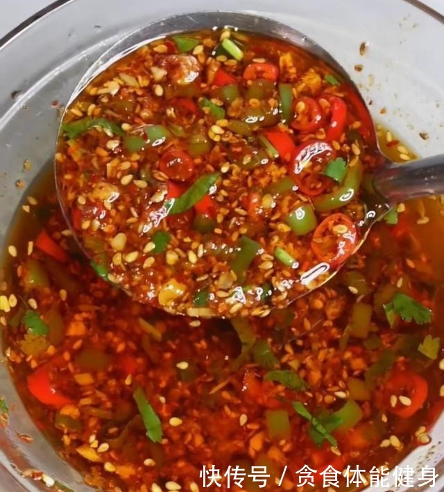 懒人|能储存,简单易做,万能搭配味道好,单身懒人的福音——万能蘸料