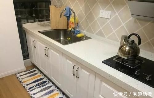 小户型|闺蜜婚前买的公寓小户型,拿到房产证后却发现婆婆竟然也是户主