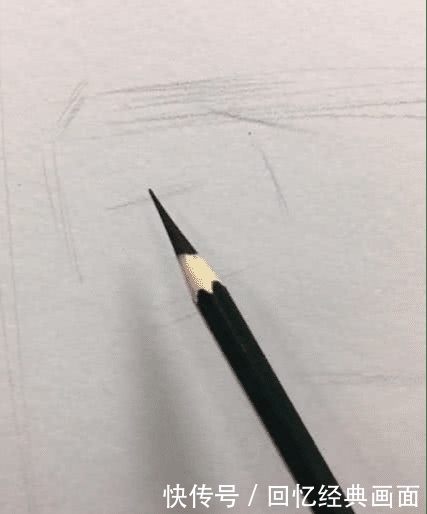 学渣|老师要求画神仙姐姐,学渣美术生直接上手,看到成品:没毛病!