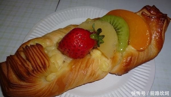 添加|面包店里的这5种面包，没常识的人才会买，吃了等于吃“化肥”！