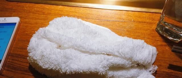 服务员|吃火锅时,服务员频繁加汤撤盘子,其实是在暗示,不懂会被鄙视