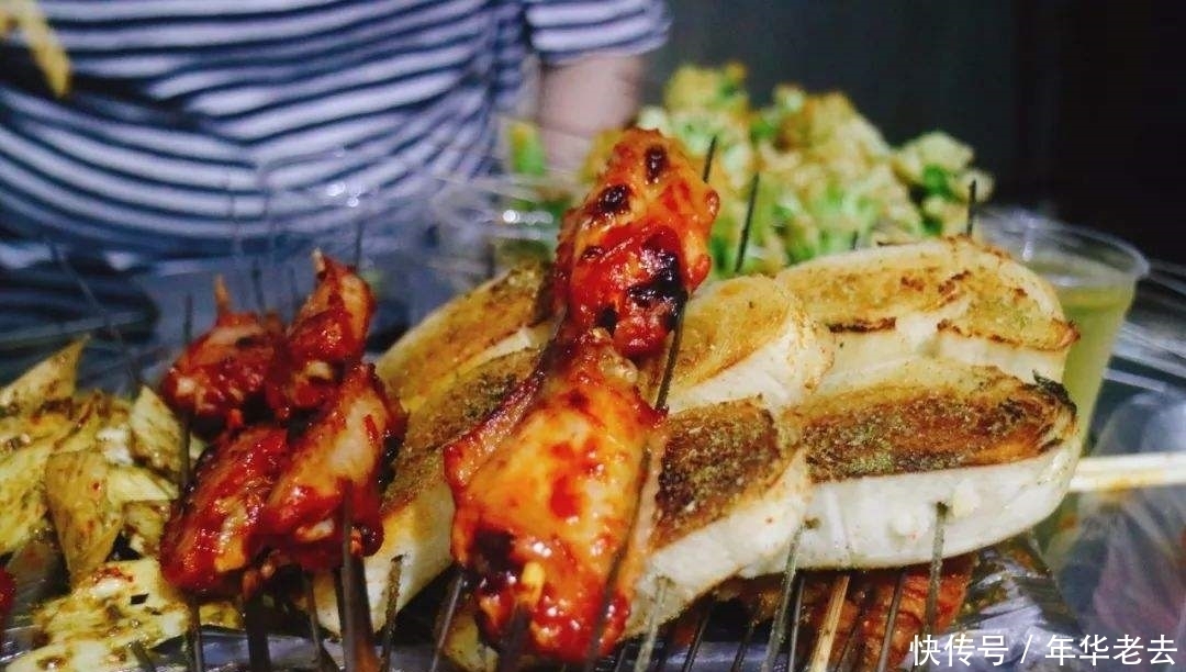 老板|“吃烧烤的人”为什么少了?其实不用老板说,大家心里也明白