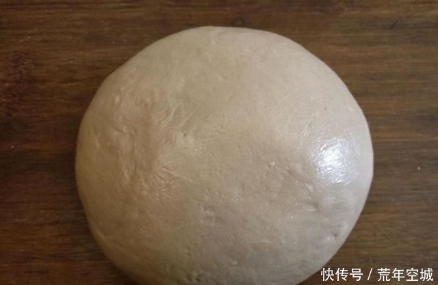 令人|独具风味的核桃面包，外观与口感都令人感叹，连吃5天都不够