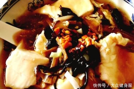 黄豆|豆腐脑在家做很简单,1碗黄豆8碗水,豆腐脑又嫩又滑,比买的好