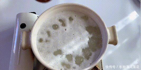 分钟|15分钟煮皮蛋瘦肉粥,口感顺滑,质地浓稠,家人都爱,上桌光盘