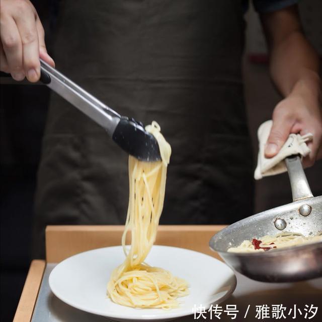 日本|日本帅哥晒“极简”家庭料理,到底能有多“简”?