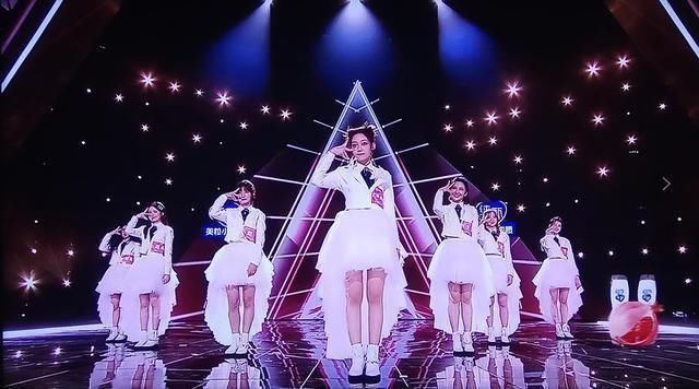 解散|刚成团的“硬糖少女303”,像极了刚解散的“火箭少女101”