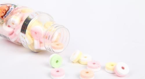 零食|童年最经典的18种零食,全吃过的,孩子都上小学了吧