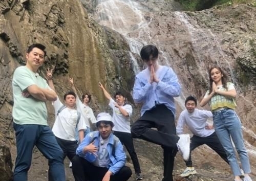 得知|跑男8第一期出现的黑衣人是谁?得知他的身份后,失敬了