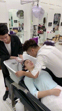 搞笑|搞笑GIF：为了一个渣男，至于么，他不要你我要你