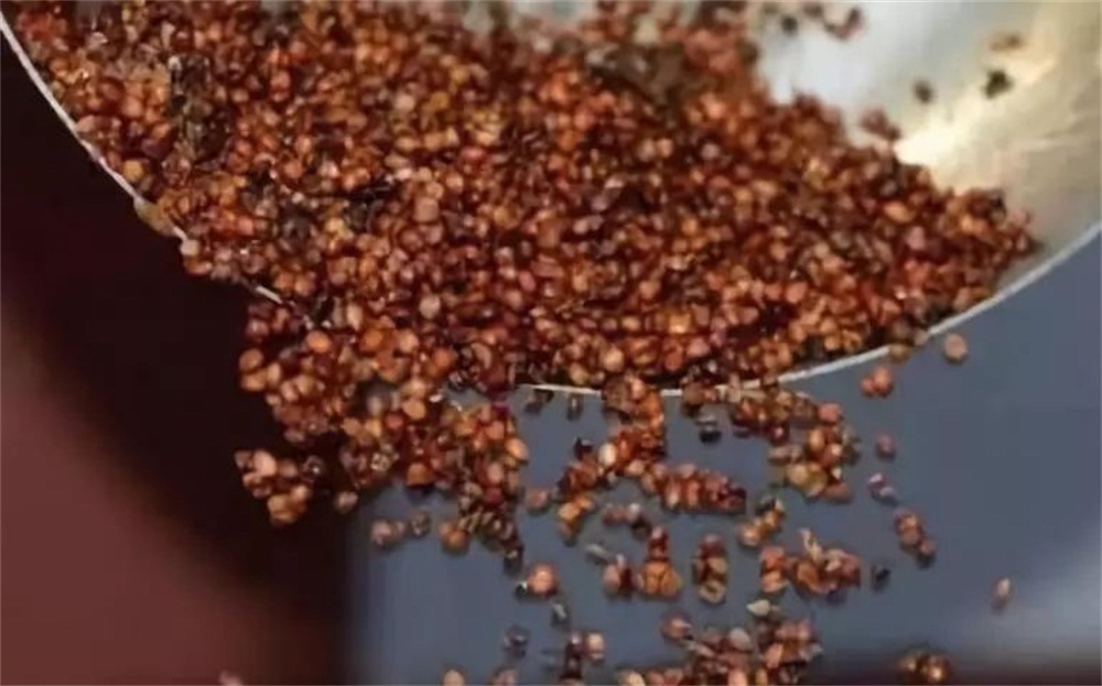 香气|酒知识:浓香型白酒的香,到底是什么香?