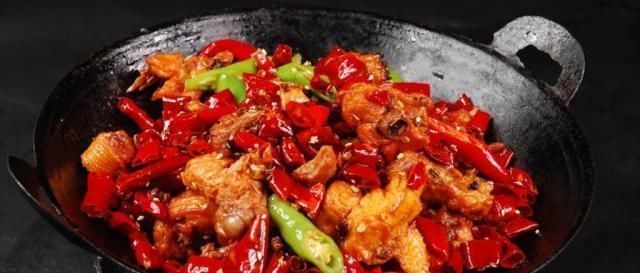 在家|在家制作干锅鸡,麻辣鲜香,外焦里嫩,香辣入味,开胃又下饭