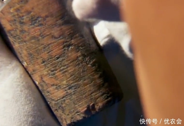  研究|埃及出土一段“异样”的岩芯，经过研究，揭秘古代的钻孔不简单