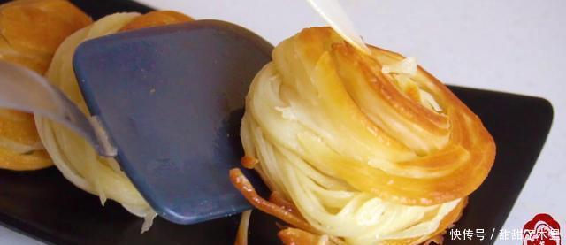 神奇|这个饼太神奇,轻轻一扯千丝万缕,脆的脆软的软,味道超棒