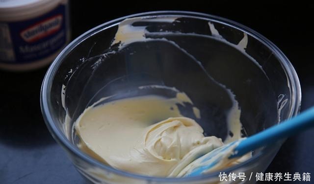 失败|春节宅家不乏味,新年甜蜜在这里,不用烤箱零失败做意大利甜品