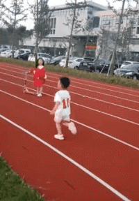  搞笑|搞笑GIF：姑娘，好玩不，看你下次还玩不玩了！