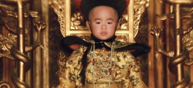 溥仪|末代皇帝溥仪3岁登基那一年,生父载沣,一句话预示着清朝结局