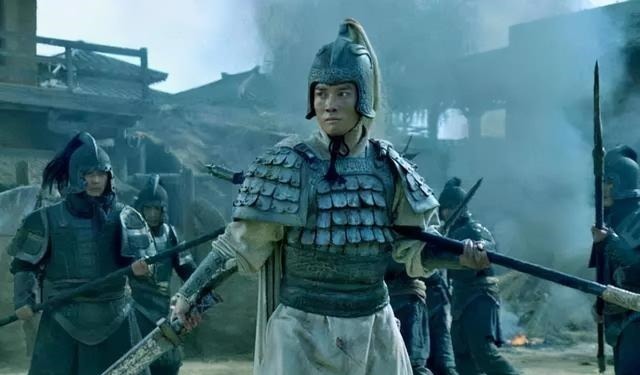 许褚|穰山之战是赵云的巅峰吗,为何许褚李典于禁联手,也不是赵云对手