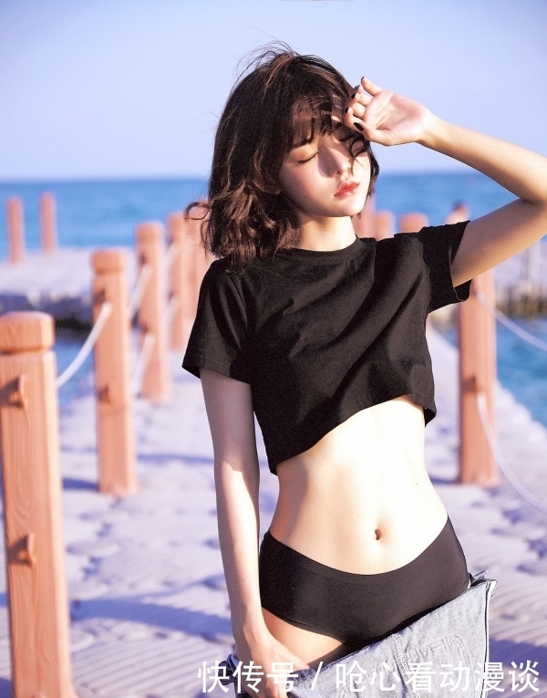 拥抱|拥抱大海的美少女