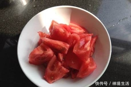 炖煮|炖牛肉时,用“它”代替水炖煮,牛肉嫩滑香醇,更软烂更入味