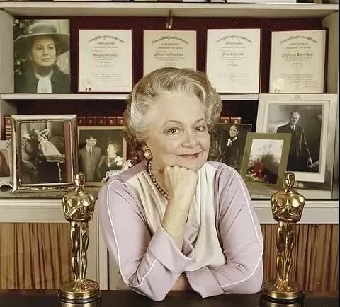  神仙|离婚多就算赢，“神仙”姐妹连去世都要争一个先后