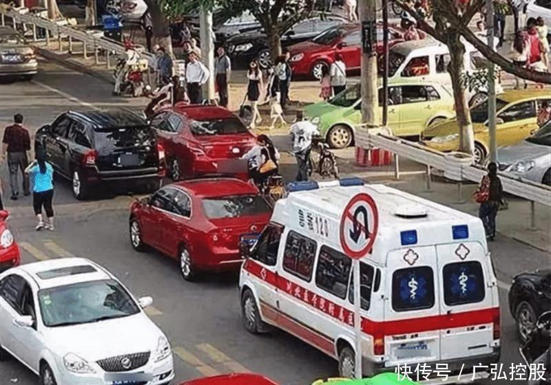 工作人员|私家车在隧道礼让救护车，不料被罚1200，罚款理由让车主无法接受！