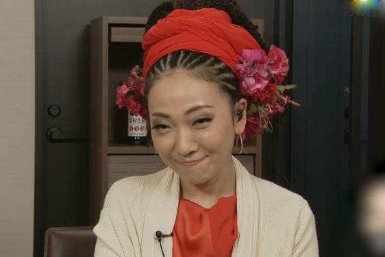  观众|米希亚回应《歌手》决赛惨败彩排才知有现场观众，不然会换首歌