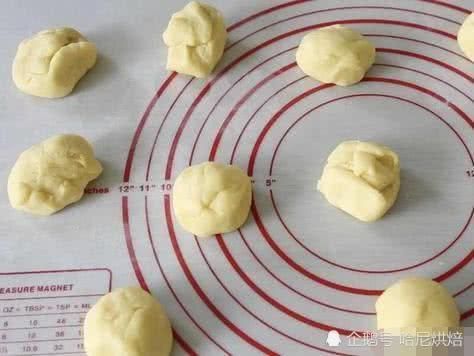 柔软|日式菠萝包,咋做才能柔软好吃很多人第一步就错了,关键在和面
